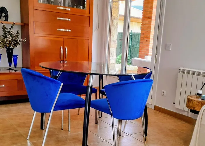 Holiday home Entre Montana Y Playa *